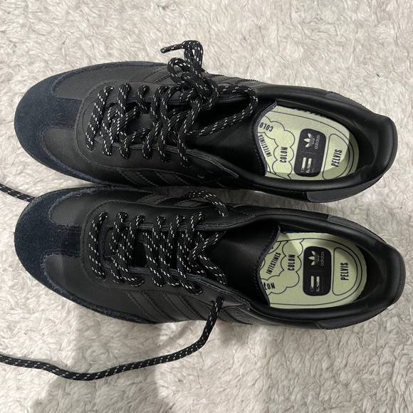 Black SAMBAS ADIDAS - Picture 1 of 5
